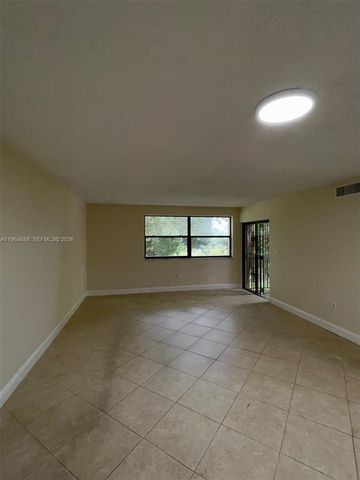 200 W Park Dr 207-1, Miami, FL 33172