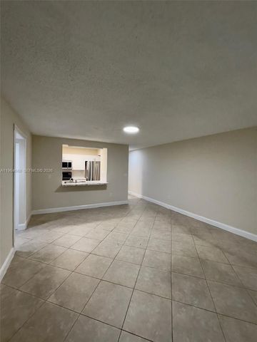 200 W Park Dr 207-1, Miami, FL 33172