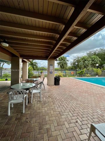 200 W Park Dr 207-1, Miami, FL 33172