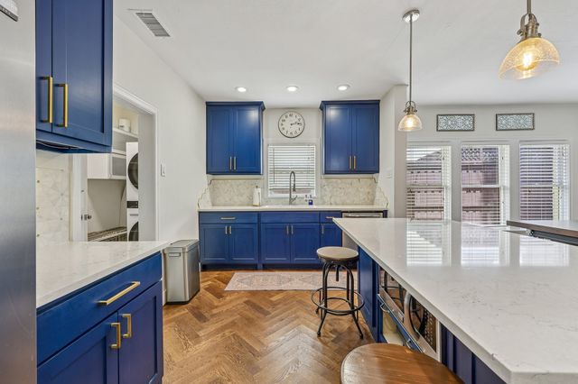 5207 Mission Avenue, Dallas, TX 75206