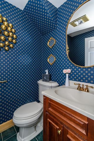 124 Everett St, Natick, MA 01760
