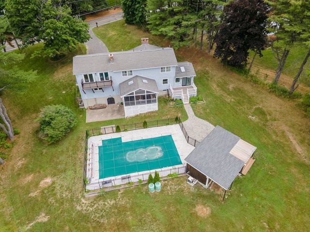 124 Everett St, Natick, MA 01760