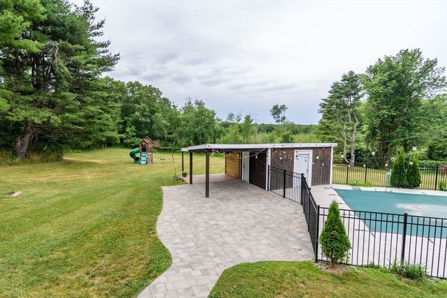 124 Everett St, Natick, MA 01760