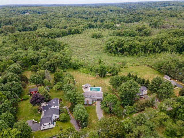 124 Everett St, Natick, MA 01760