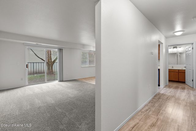 7005 W Timberline St, Rathdrum, ID 83858