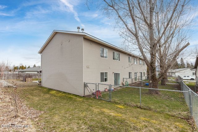 7005 W Timberline St, Rathdrum, ID 83858