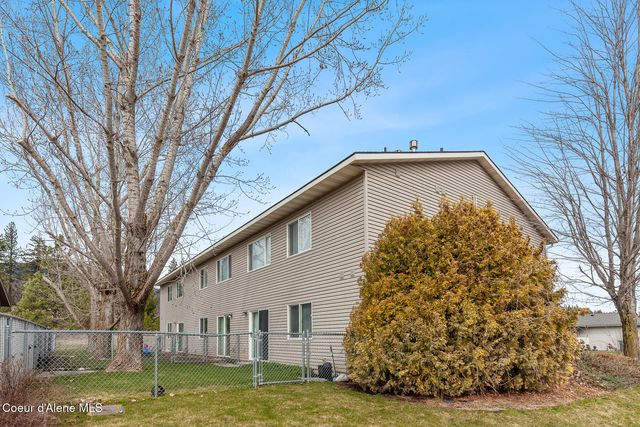 7005 W Timberline St, Rathdrum, ID 83858