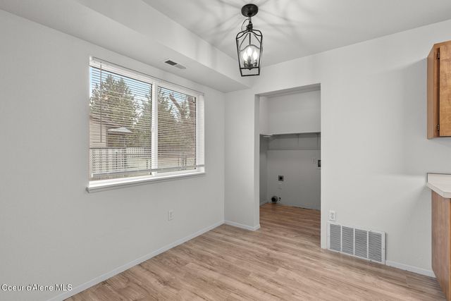 7005 W Timberline St, Rathdrum, ID 83858