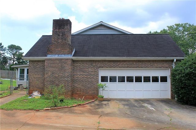 4814 DELGADO SW Drive, Lilburn, GA 30047