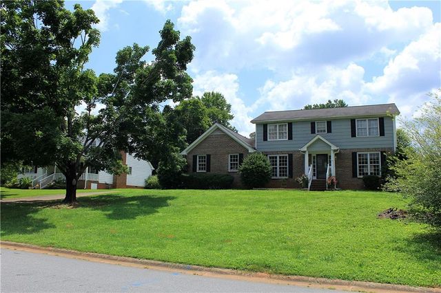 4814 DELGADO SW Drive, Lilburn, GA 30047