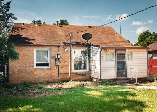 1316 W Dakota Avenue, Chickasha, OK 73018