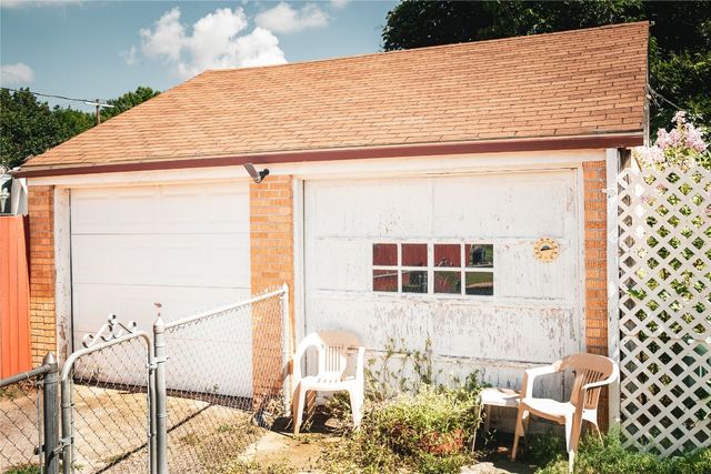 1316 W Dakota Avenue, Chickasha, OK 73018