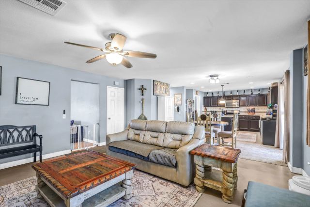 32662 Via Perales, Temecula, CA 92592