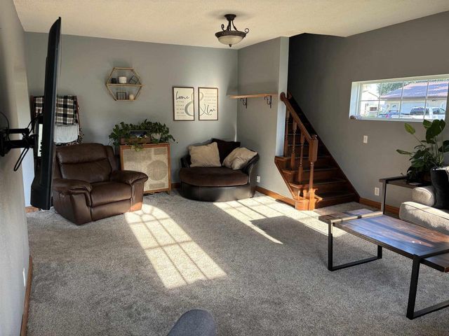 1212 HEWETT STREET, Neillsville, WI 54456