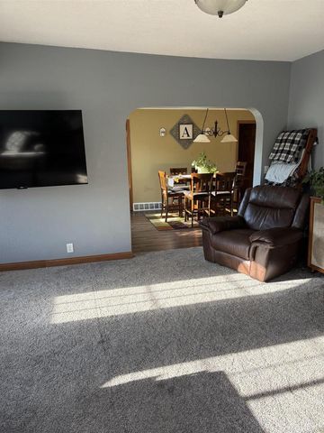 1212 HEWETT STREET, Neillsville, WI 54456