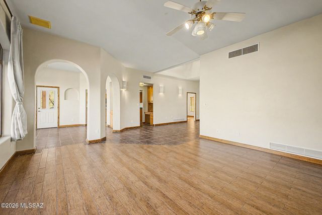 15660 N Pharlap Road, Tucson, AZ 85739