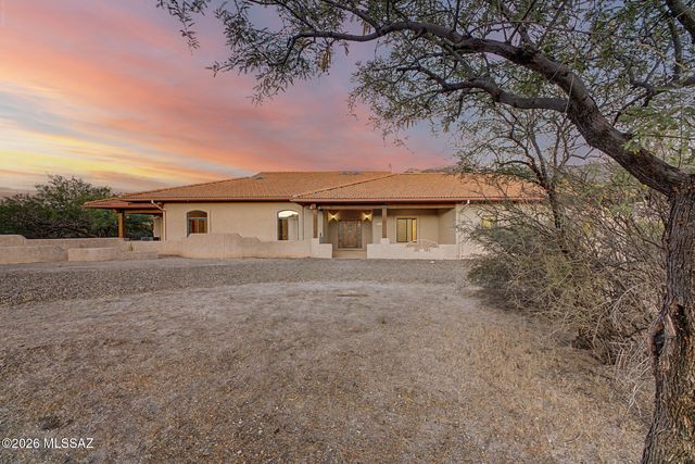 15660 N Pharlap Road, Tucson, AZ 85739