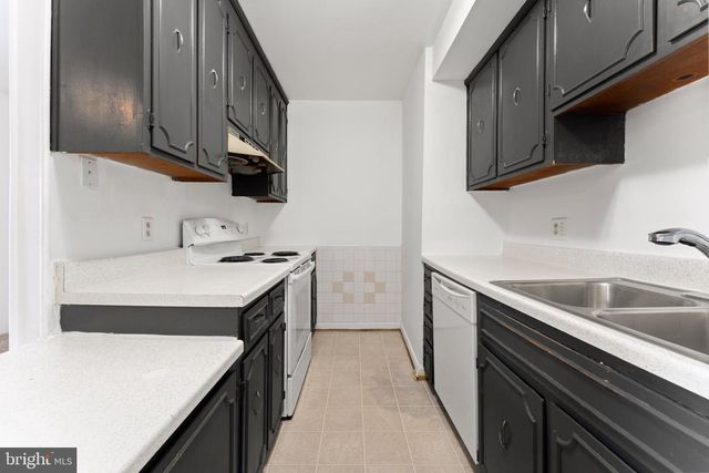 21 COVENTRY CT, Fredericksburg, VA 22405