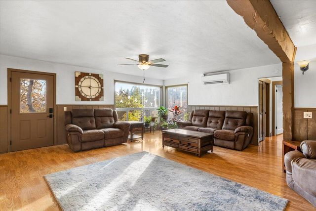 1360 Oxyoke Road, Grants Pass, OR 97526