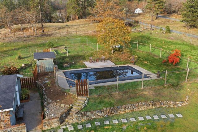 1360 Oxyoke Road, Grants Pass, OR 97526