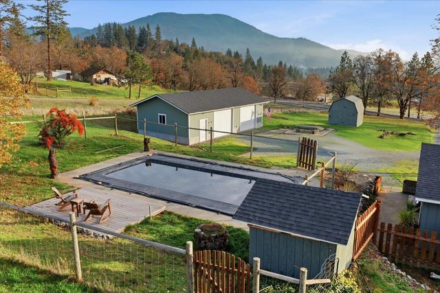 1360 Oxyoke Road, Grants Pass, OR 97526