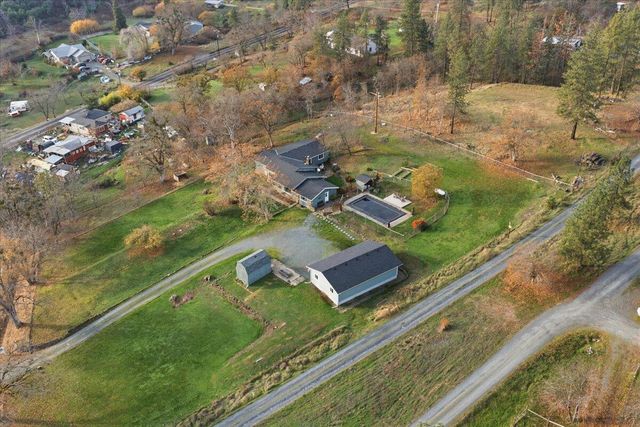 1360 Oxyoke Road, Grants Pass, OR 97526