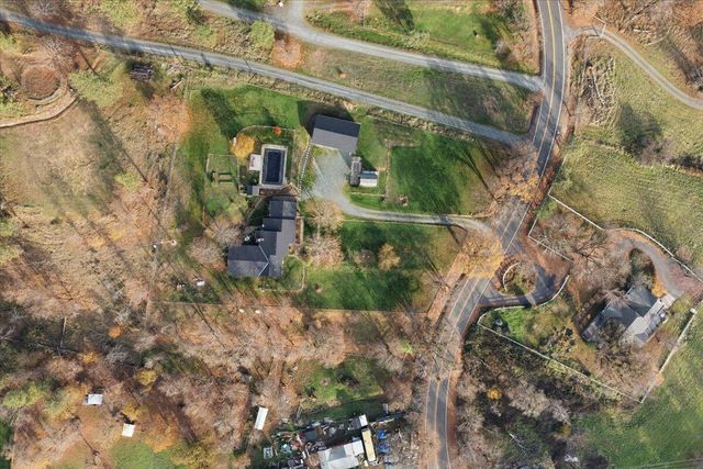 1360 Oxyoke Road, Grants Pass, OR 97526