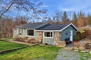1360 Oxyoke Road, Grants Pass, OR 97526