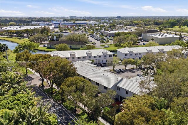 15720 SW 92nd Ave 5A, Palmetto Bay, FL 33157