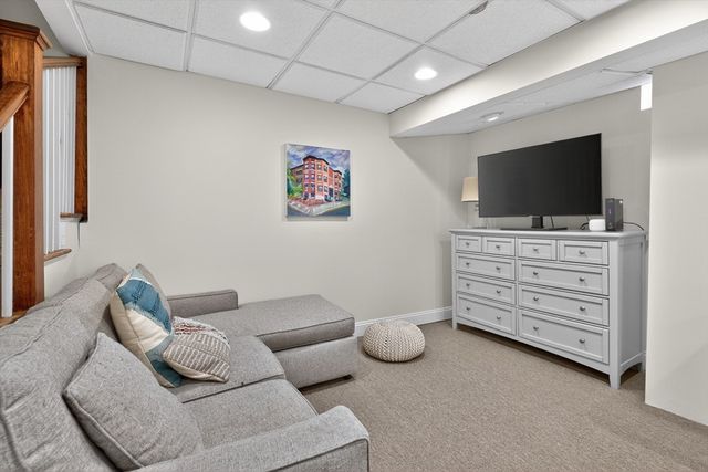 18 Still Street 25, Brookline, MA 02446