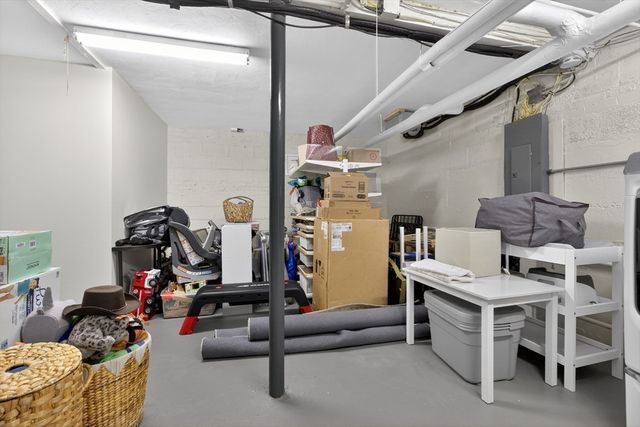 18 Still Street 25, Brookline, MA 02446