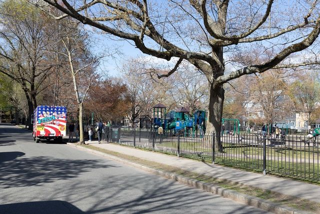 18 Still Street 25, Brookline, MA 02446