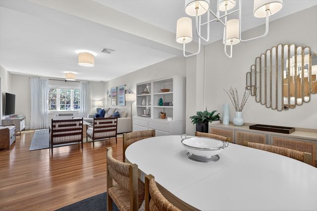 18 Still Street 25, Brookline, MA 02446