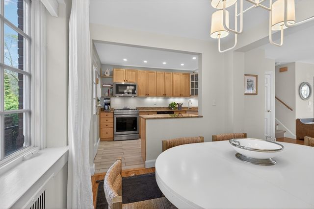 18 Still Street 25, Brookline, MA 02446