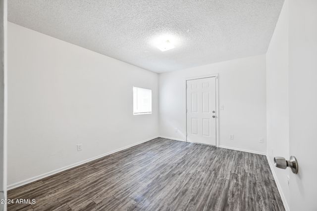 436 W Clark Street Apt 101, Mesa, AZ 85201