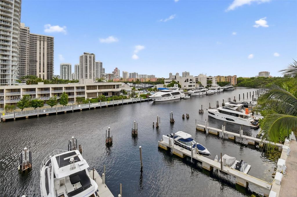 19925 NE 39th Pl Boat Slip, Aventura, FL 33180