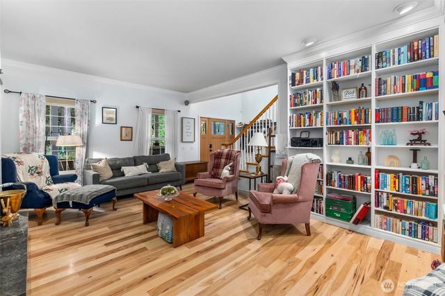 1130 E Sunset Hill Road, Shelton, WA 98584