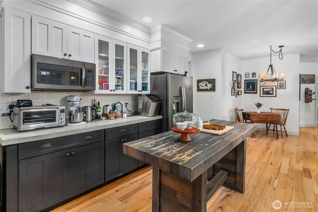 1130 E Sunset Hill Road, Shelton, WA 98584