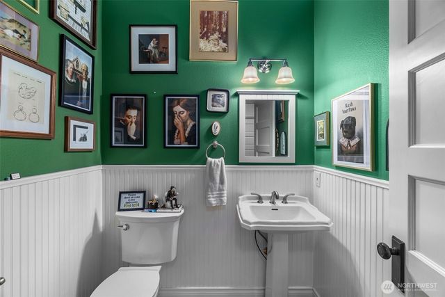 1130 E Sunset Hill Road, Shelton, WA 98584