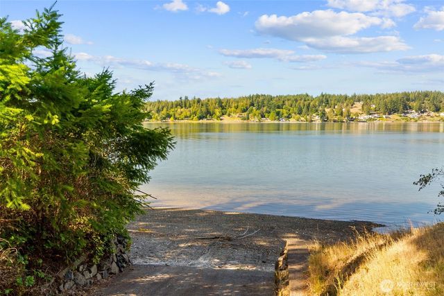 1130 E Sunset Hill Road, Shelton, WA 98584