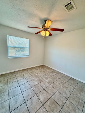 1900-1910 Finfeather, Bryan, TX 77801