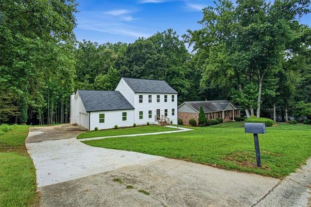 461 Cricket Hill Trail, Lawrenceville, GA 30044
