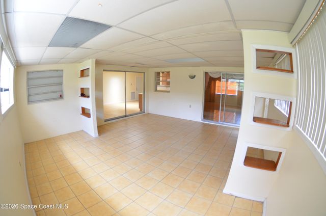 300 Darrow Avenue, Melbourne, FL 32901