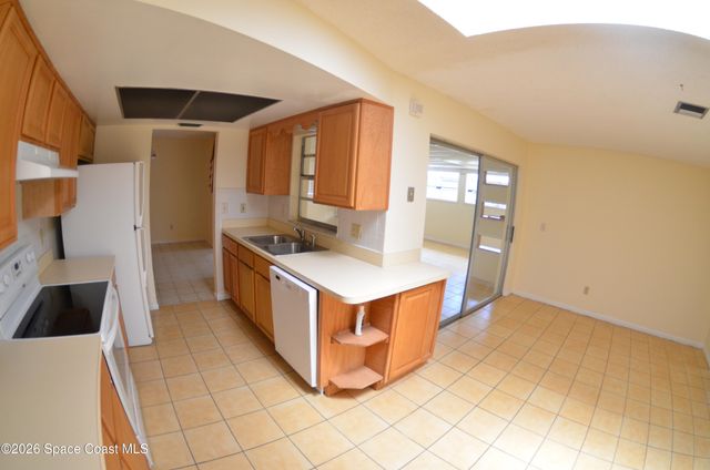 300 Darrow Avenue, Melbourne, FL 32901
