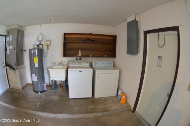300 Darrow Avenue, Melbourne, FL 32901
