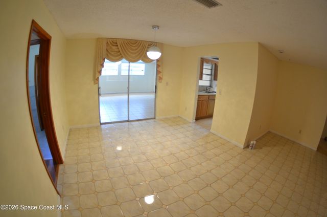 300 Darrow Avenue, Melbourne, FL 32901