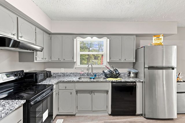 147 Medearis Dr, Old Hickory, TN 37138