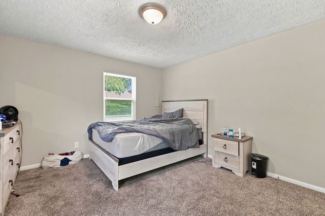 147 Medearis Dr, Old Hickory, TN 37138