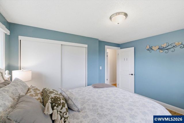 3817 Pine St, Albany, OR 97322