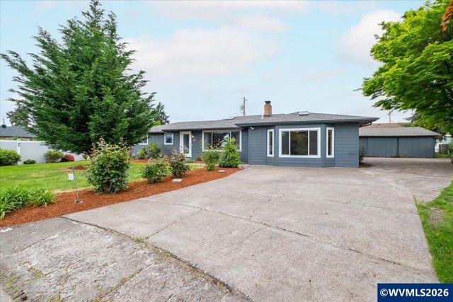 3817 Pine St, Albany, OR 97322